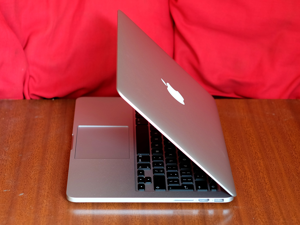 apple macbook pro 2015 price